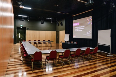 Mem Hall A U-Shape